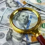 پیش بینی قیمت دلار فردا ۱۶ فروردین | بازار ارز ریزشی می شود؟