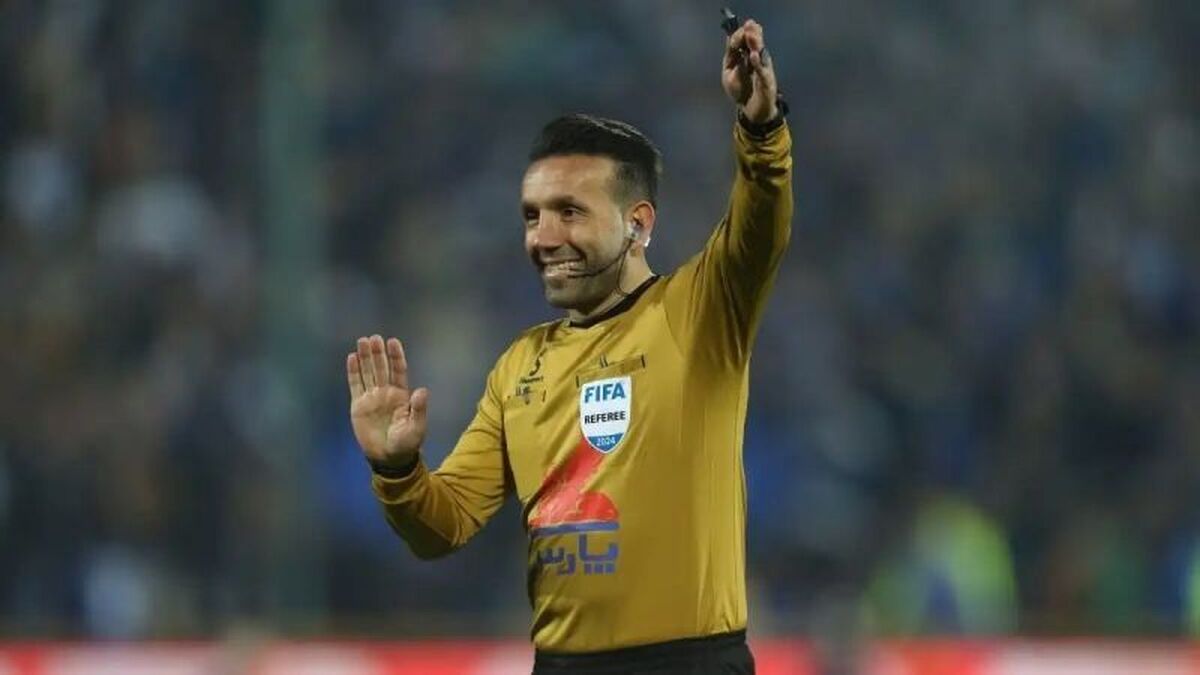 وحید کاظمی داور دربی شد/ قاضی بازی استقلال و پرسپولیس کیست؟