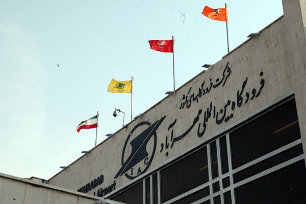 پرواز تهران- اهواز به دلیل بدی آب و هوا به مهرآباد بازگشت