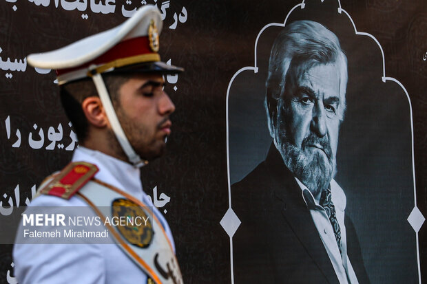 پیکر عنایت بخشی تشییع شد؛ او ژنرال سینما بود