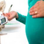 هزار پزشک و ماما پشت سامانه آنلاین و منتظر پیام مادران باردار 