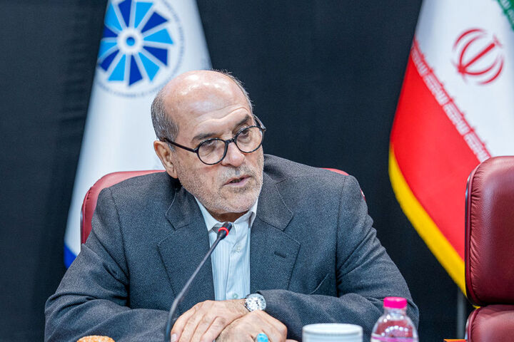 صنعت در اولویت قطع برق قرار نگیرد