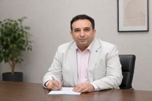 مدیرعامل تهران شیمی: مسئولیتی فراتر از تولید دارو داریم